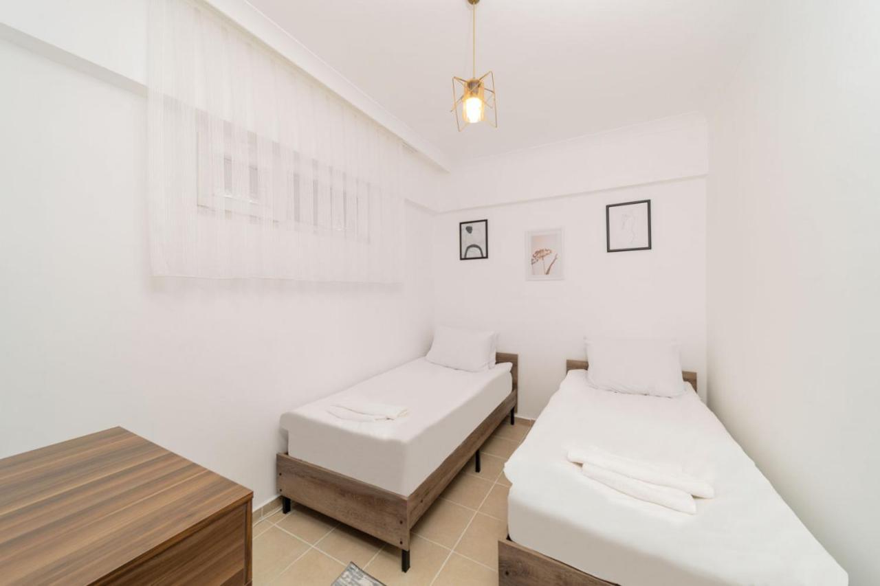 Sea View Flat With Balcony Near In Aksu Daire Antalya